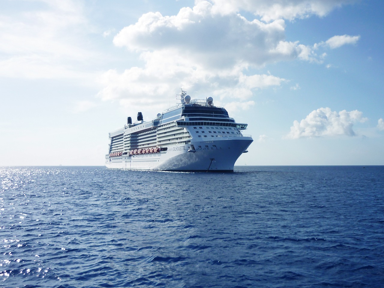 Why You Should Consider Booking a Cruise Ship Vacation